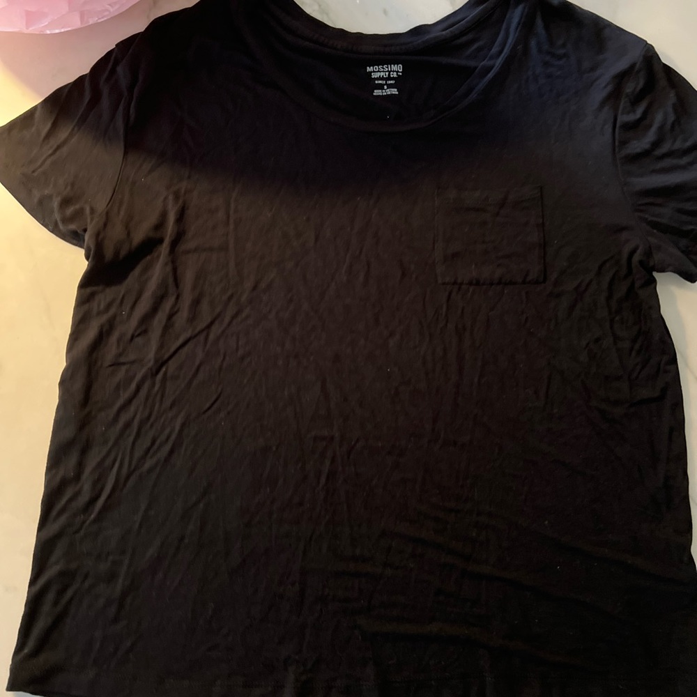 Mossimo Women’s pocket tee short sleeve sz S